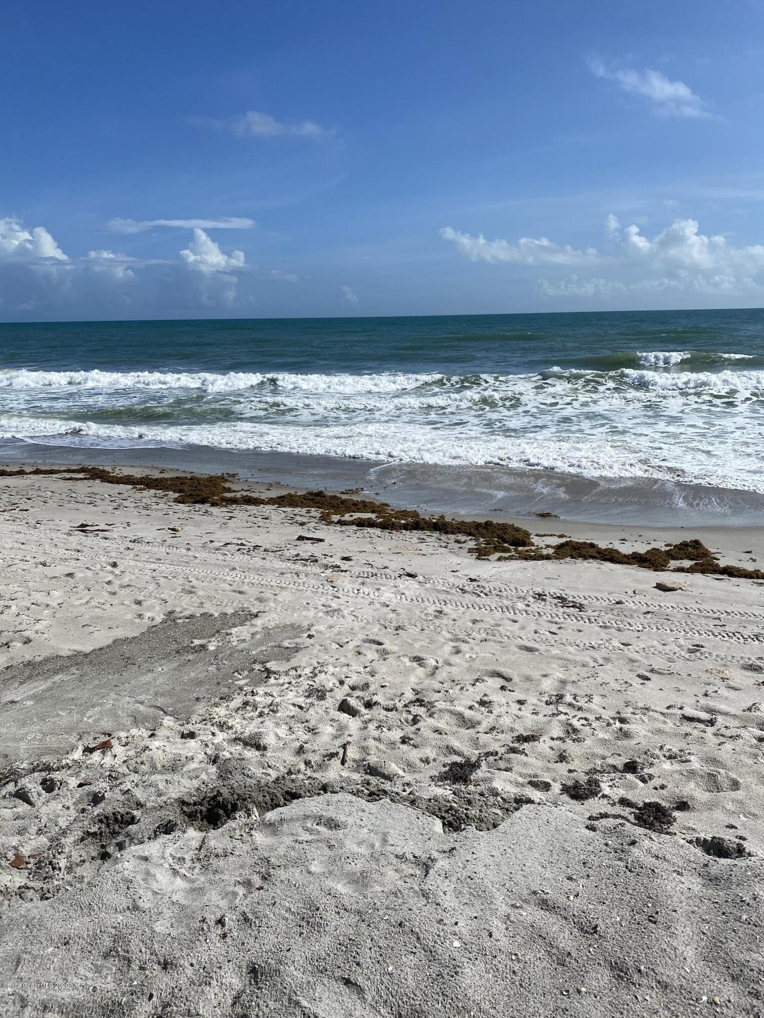 1343 Florida A1A, Unit 1D Satellite Beach, FL 32937 - Photo 3 of 14 Laplaya pool