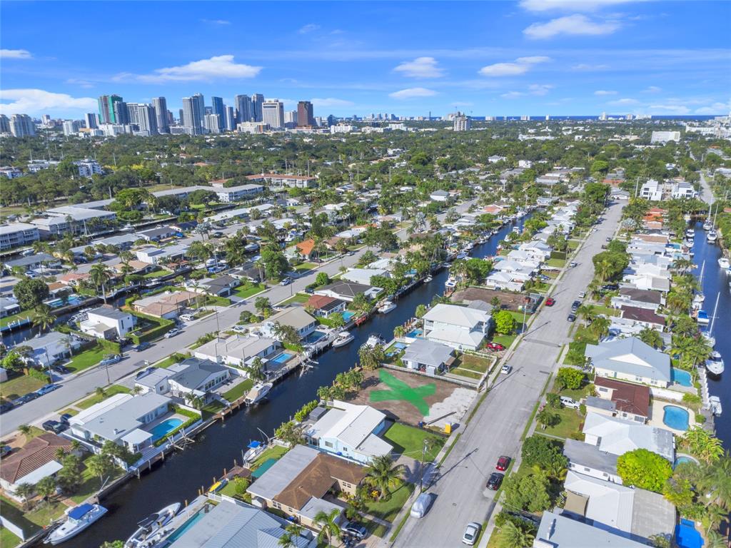 1205 Avocado Isle Fort Lauderdale, FL 33315 - Photo 9 of 20 a view of city and green space