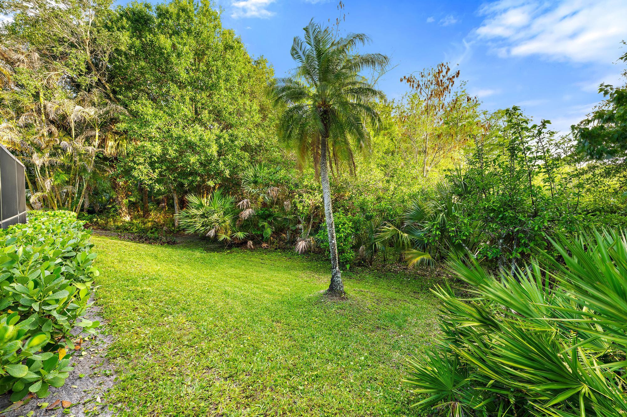 6462 Winding Lake Drive Jupiter, FL 33458 - Photo 33 of 42 Back yard