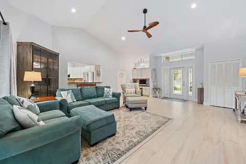 $849,000 | 6462 Winding Lake Drive, Jupiter, FL 33458