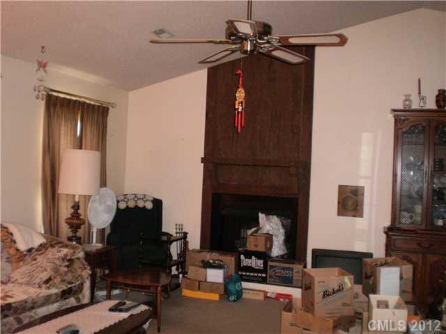 3401 Cross Winds Road Charlotte, NC 28227 - Photo 2 of 7 Gallery Image 2