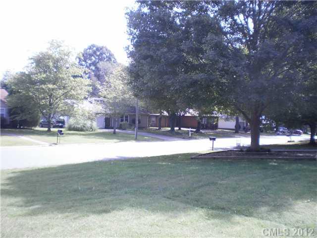 3401 Cross Winds Road Charlotte, NC 28227 - Photo 7 of 7 Gallery Image 7
