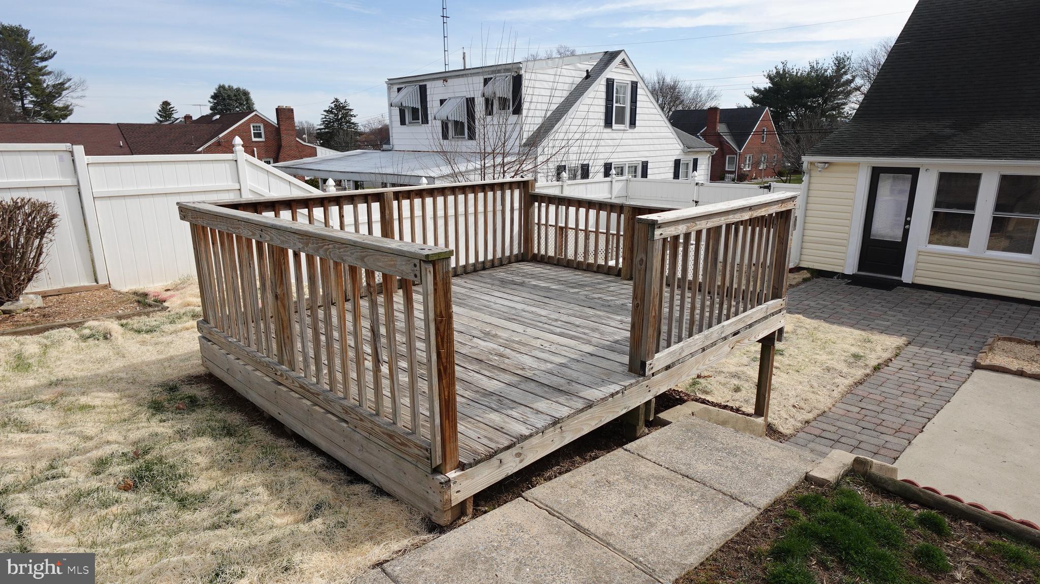 317 Devonshire Road Hagerstown, MD 21740 - Photo 99 of 114 a view of a roof deck