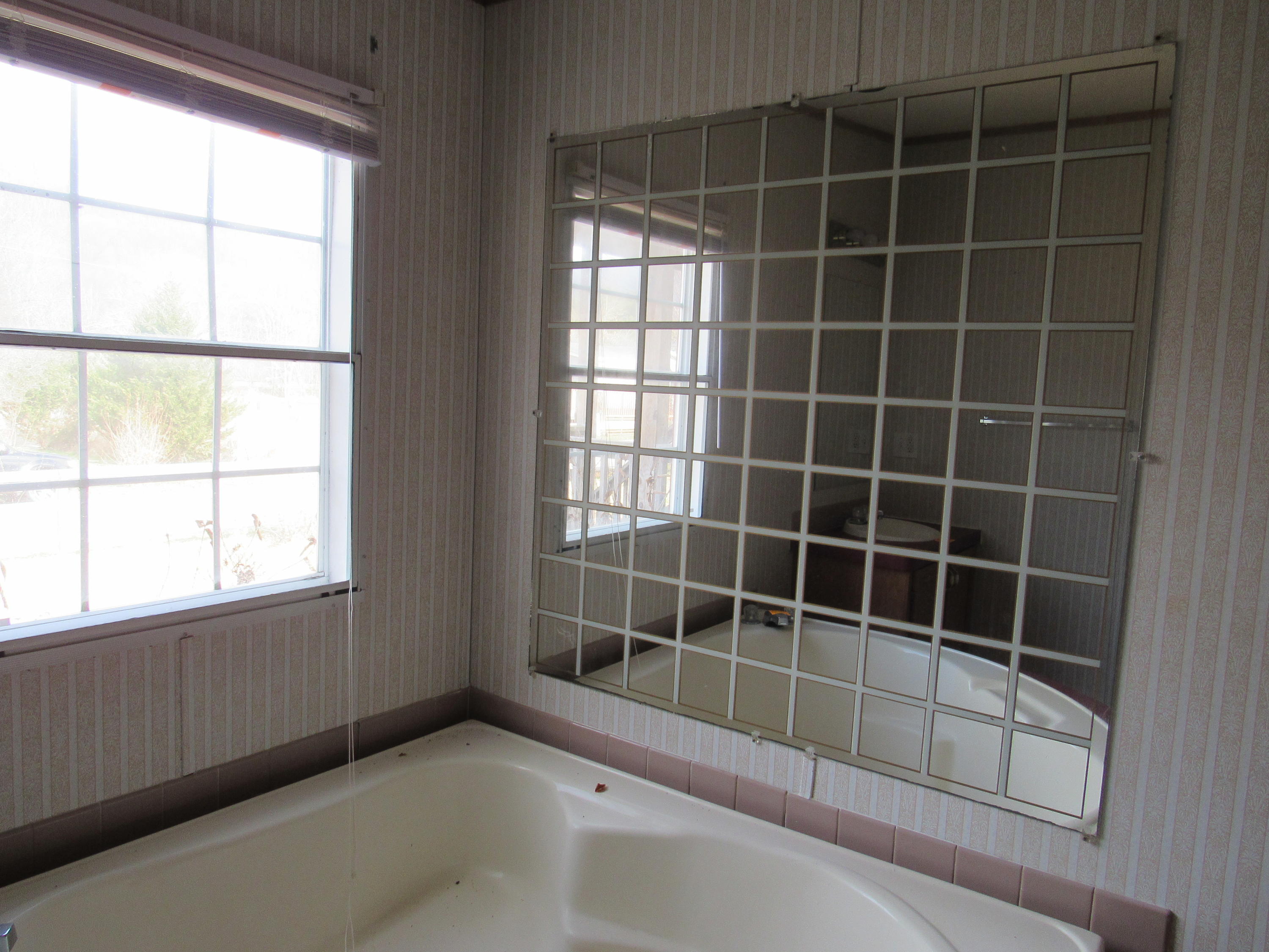 10210 River Bend Road Coeburn, VA 24230 - Photo 20 of 34 IMG_2610