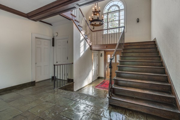 38 Littles Point Road Swampscott, MA 01907 - Photo 19 of 30 Gallery Image 19