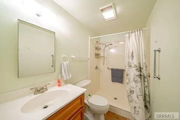 $298,900 | 202 Adams Street, Firth, ID 83236