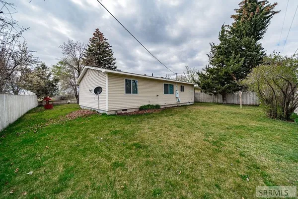 $298,900 | 202 Adams Street, Firth, ID 83236