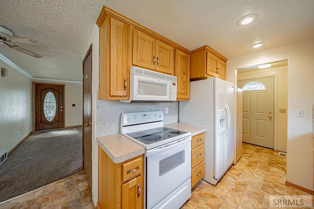 202 Adams Street Firth, ID 83236 - Photo 10 of 28