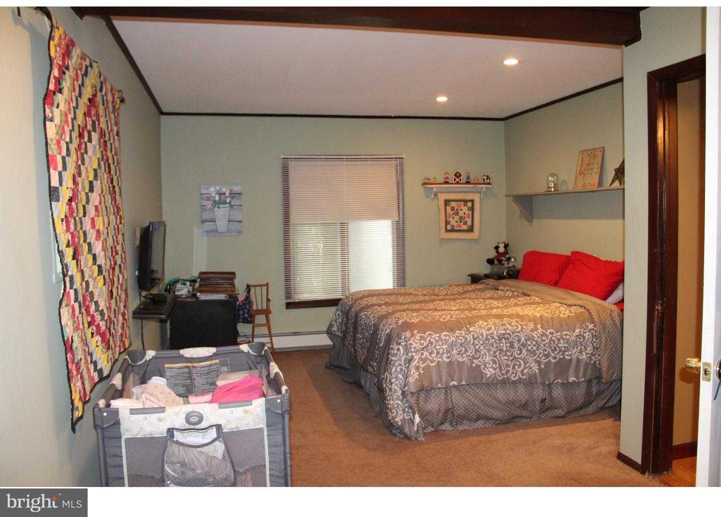 47 Mayflower Road Levittown, PA 19056 - Photo 10 of 25 Bedroom - Main