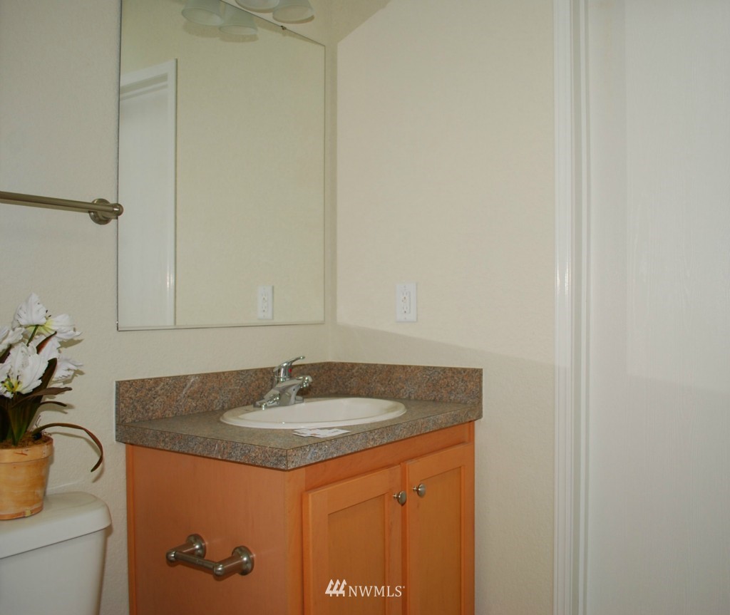 1069 Ault Field Road Oak Harbor, WA 98277 - Photo 12 of 12 Gallery Image 12