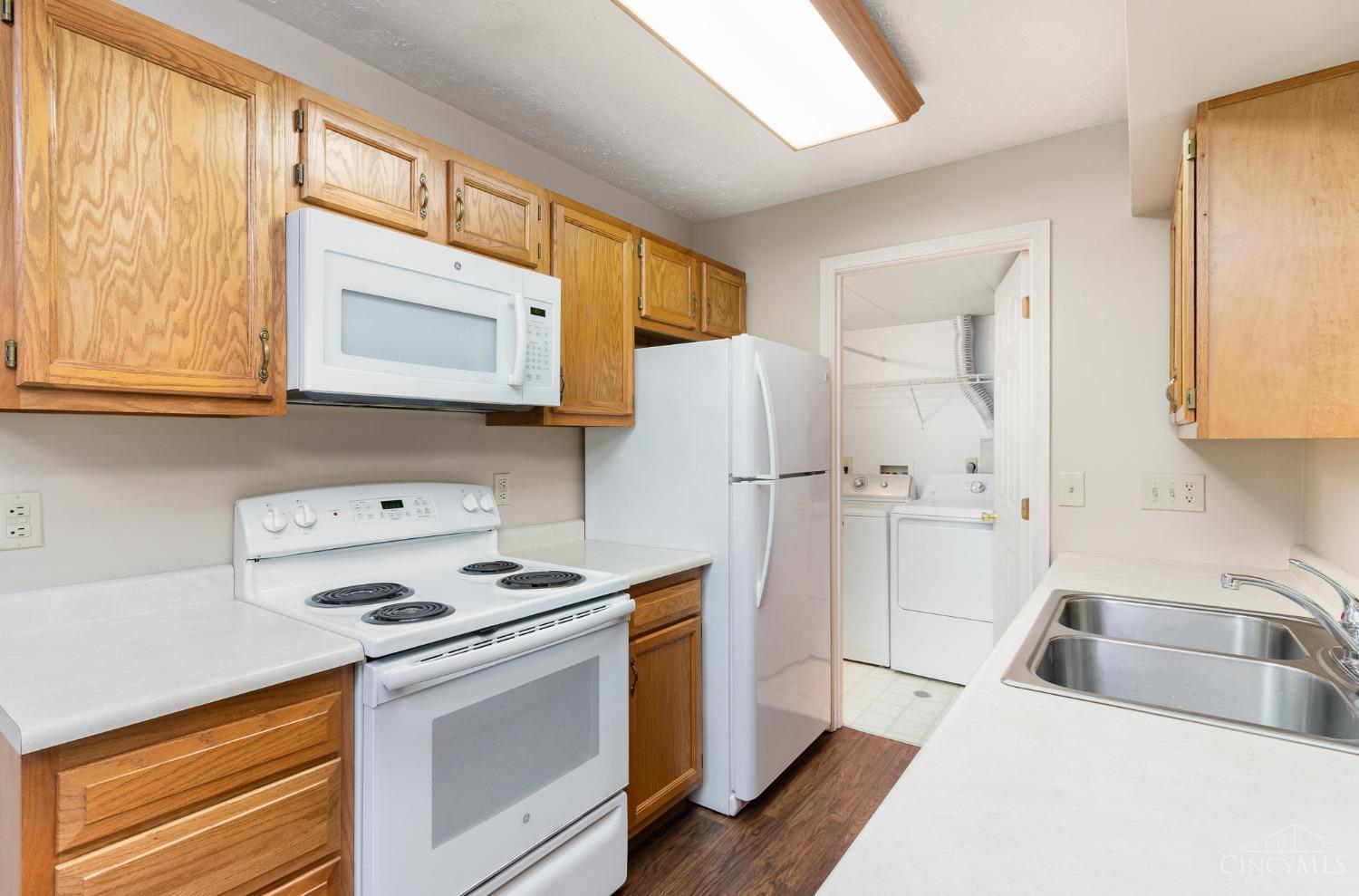 5761 Cheviot Road, Unit 1B Cincinnati, OH 45247 - Photo 5 of 16 Gallery Image 5