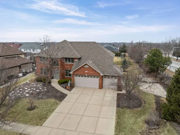 $799,900 | 12002 Ashbrook Lane, Mokena, IL 60448