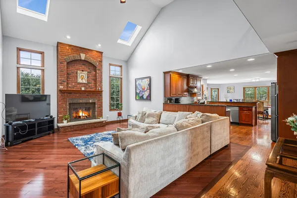 $799,900 | 12002 Ashbrook Lane, Mokena, IL 60448