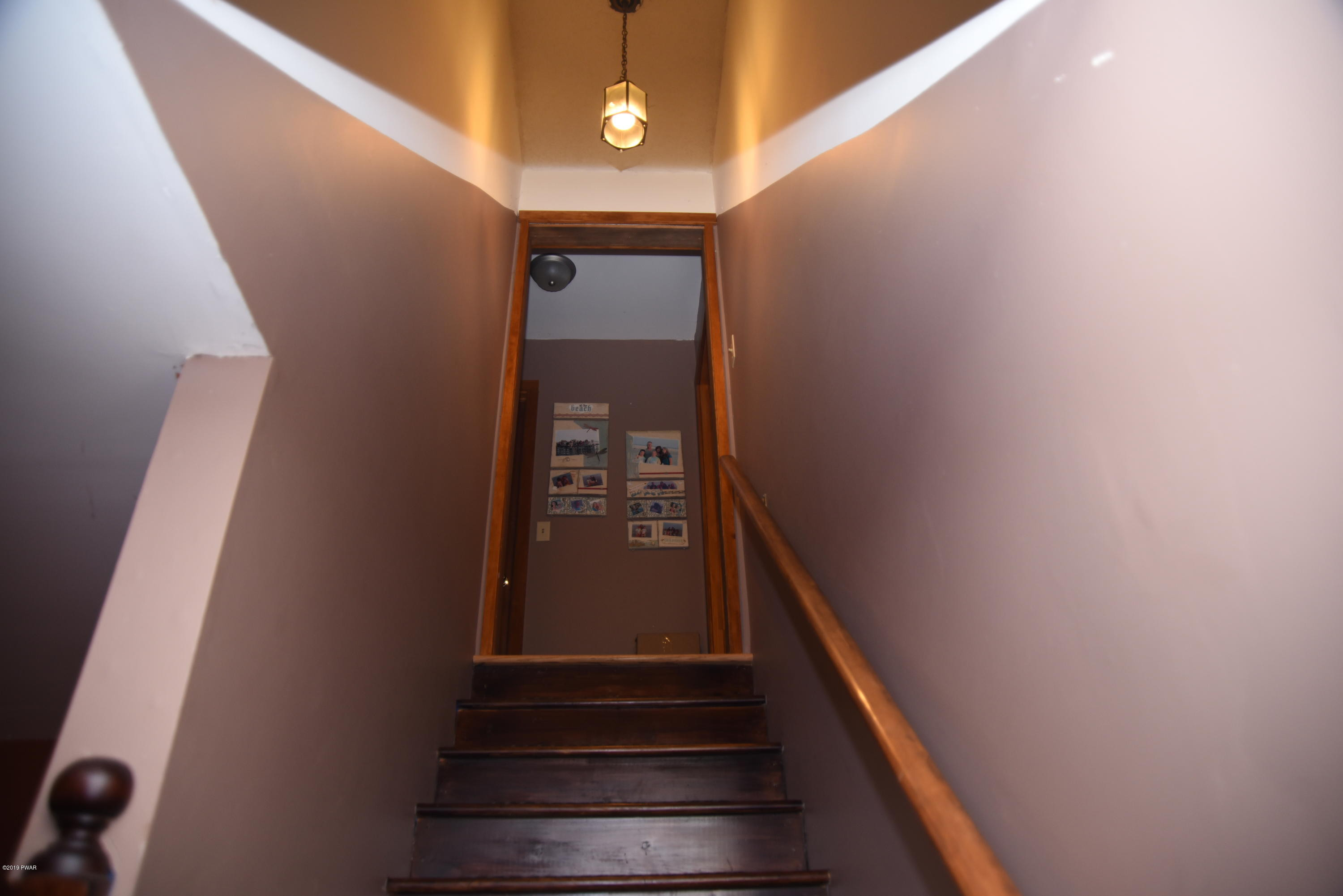 356 Springbrook Road Shohola, PA 18458 - Photo 33 of 53 Upstairs