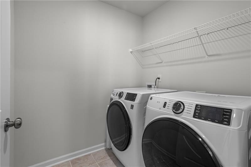 123 Matson Run Southwest Mableton, GA 30126 - Photo 21 of 32 a utility room with dryer and washer