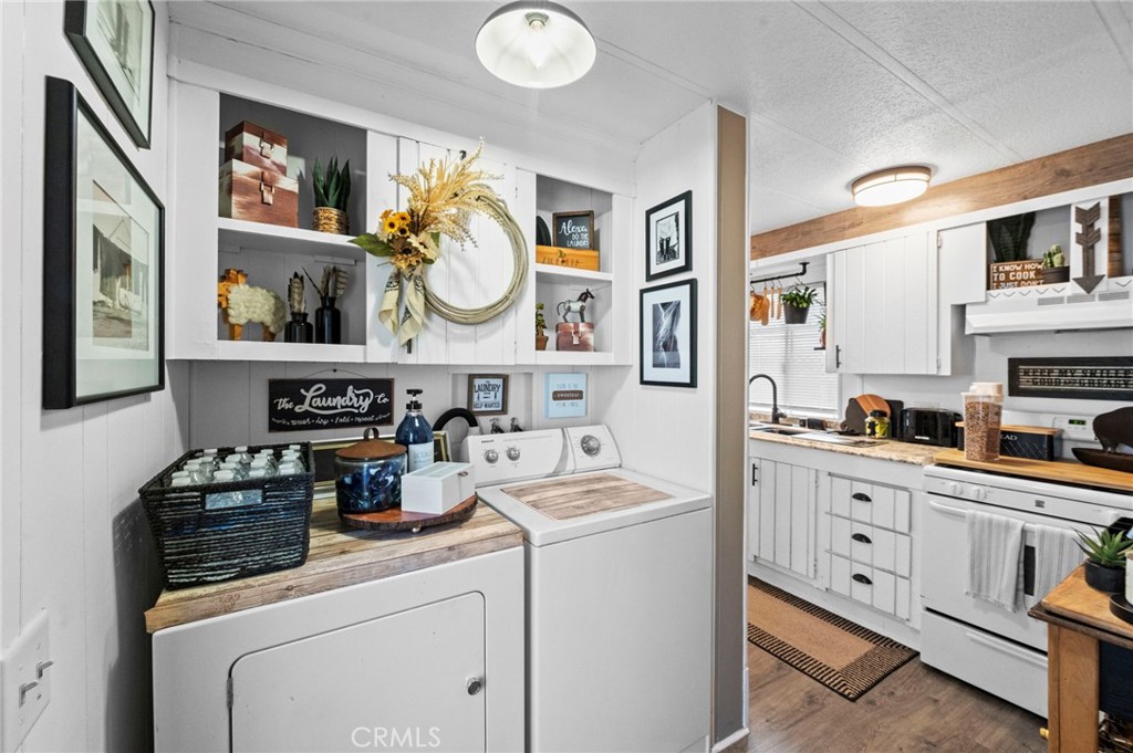 31130 South General Kearny Road, Unit 89 Temecula, CA 92591 - Photo 22 of 49 Laundry Area