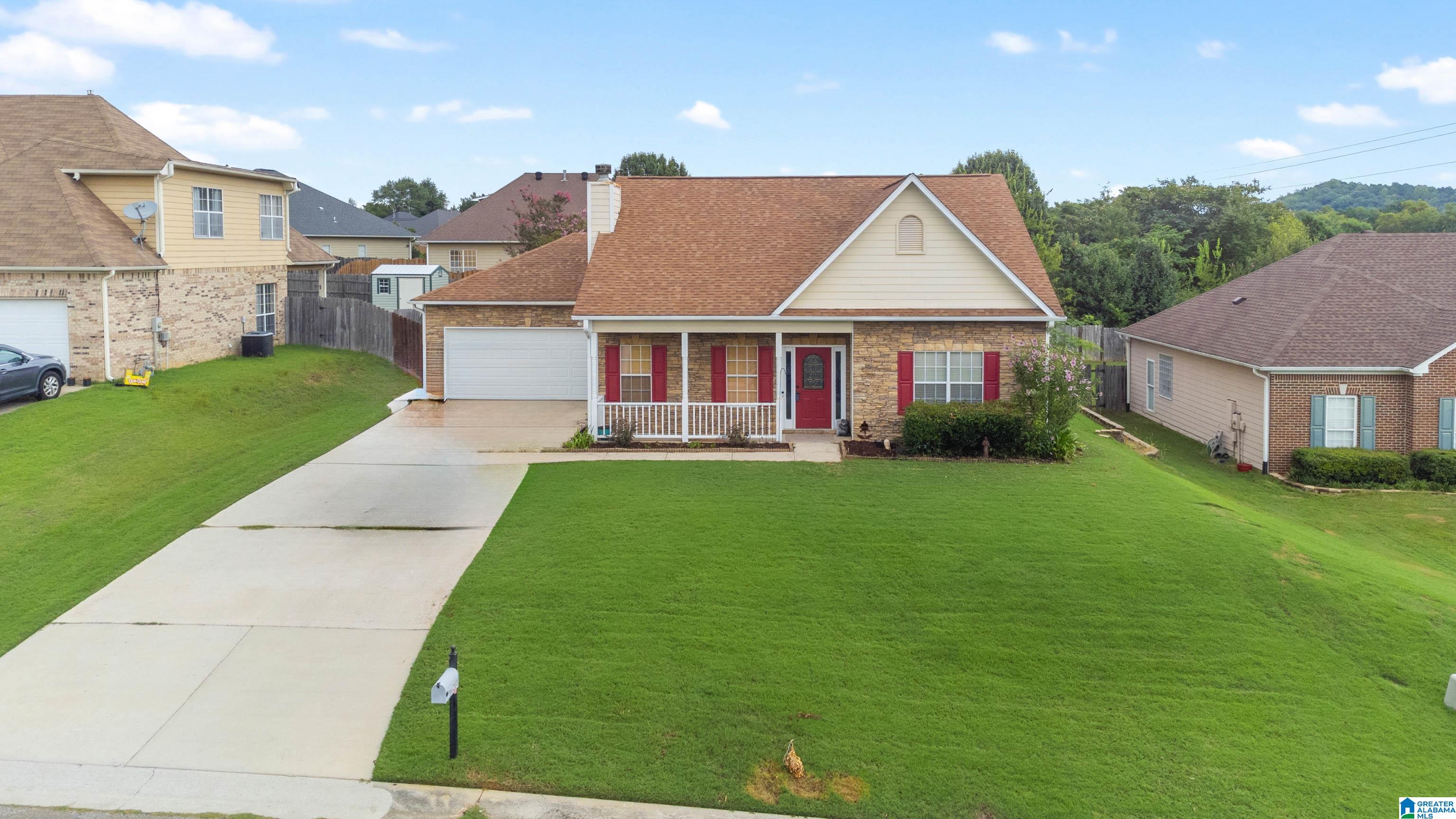 211 Stonebrook Lane Pelham, AL 35124 - Photo 1 of 28