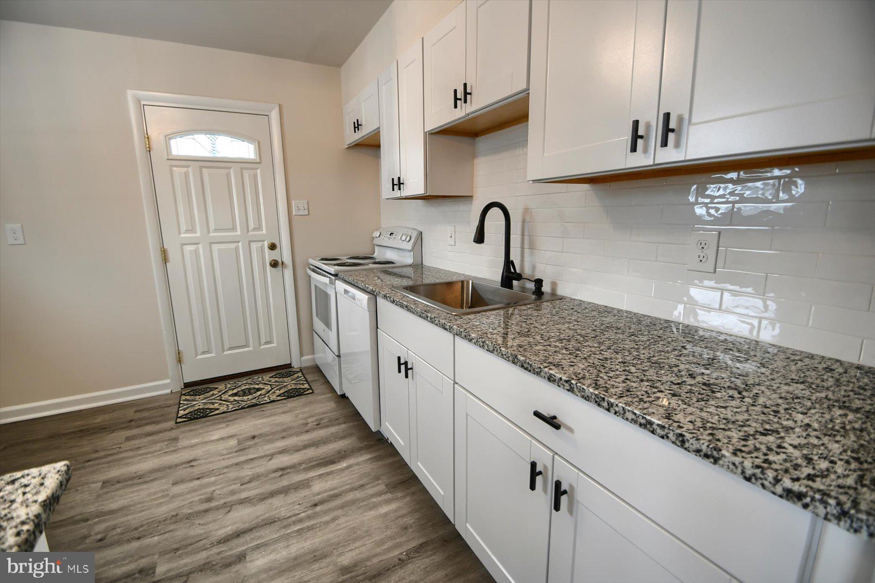 796 Spruce Road Warminster, PA 18974 - Photo 12 of 40