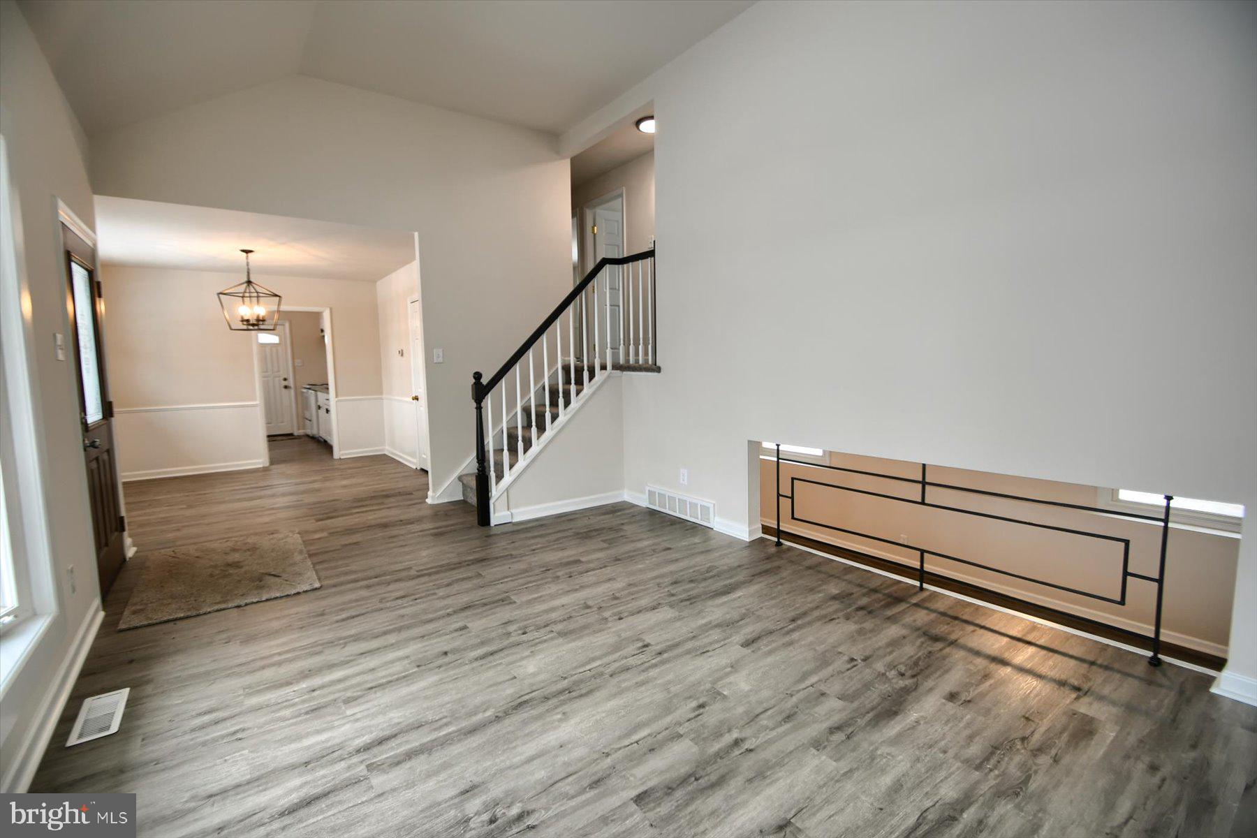 796 Spruce Road Warminster, PA 18974 - Photo 8 of 40