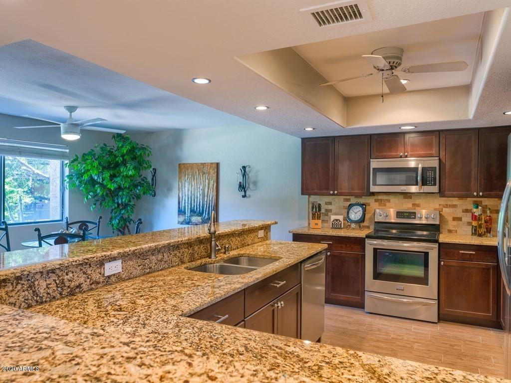7438 Hum Road, Unit 104 Carefree, AZ 85377 - Photo 3 of 19 005_Kitchen II