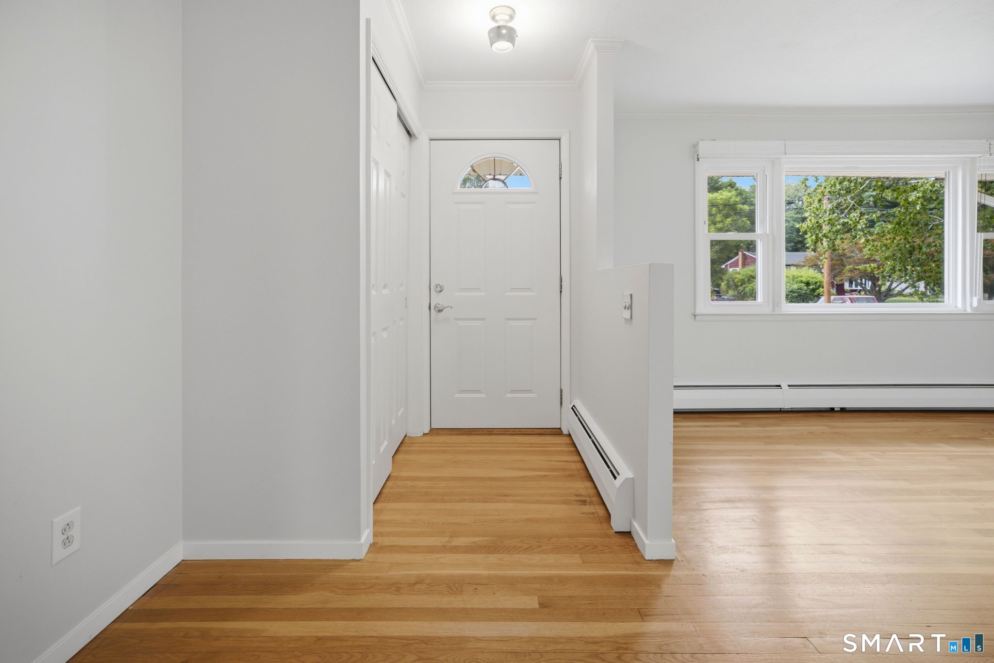 19 Sycamore Road Bloomfield, CT 06002 - Photo 3 of 38 When you enter this home from the front foyer you'll love what you see