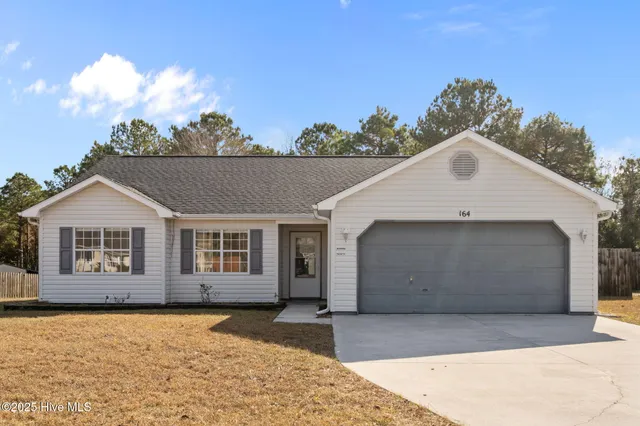 $225,000 | 164 Parnell Road, Hubert, NC 28539