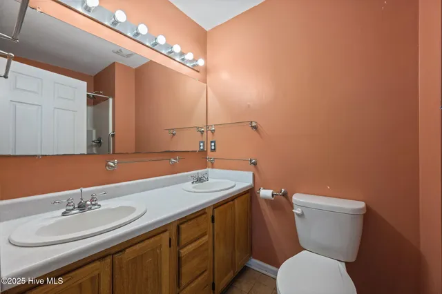 $225,000 | 164 Parnell Road, Hubert, NC 28539