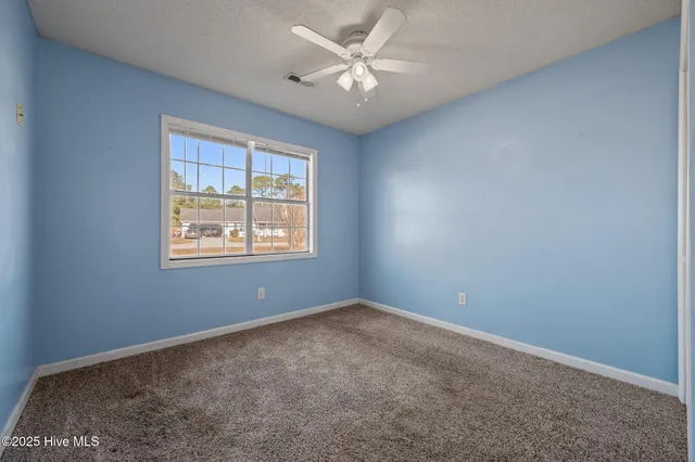 $225,000 | 164 Parnell Road, Hubert, NC 28539