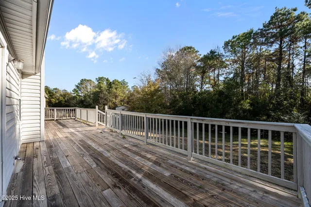 $225,000 | 164 Parnell Road, Hubert, NC 28539