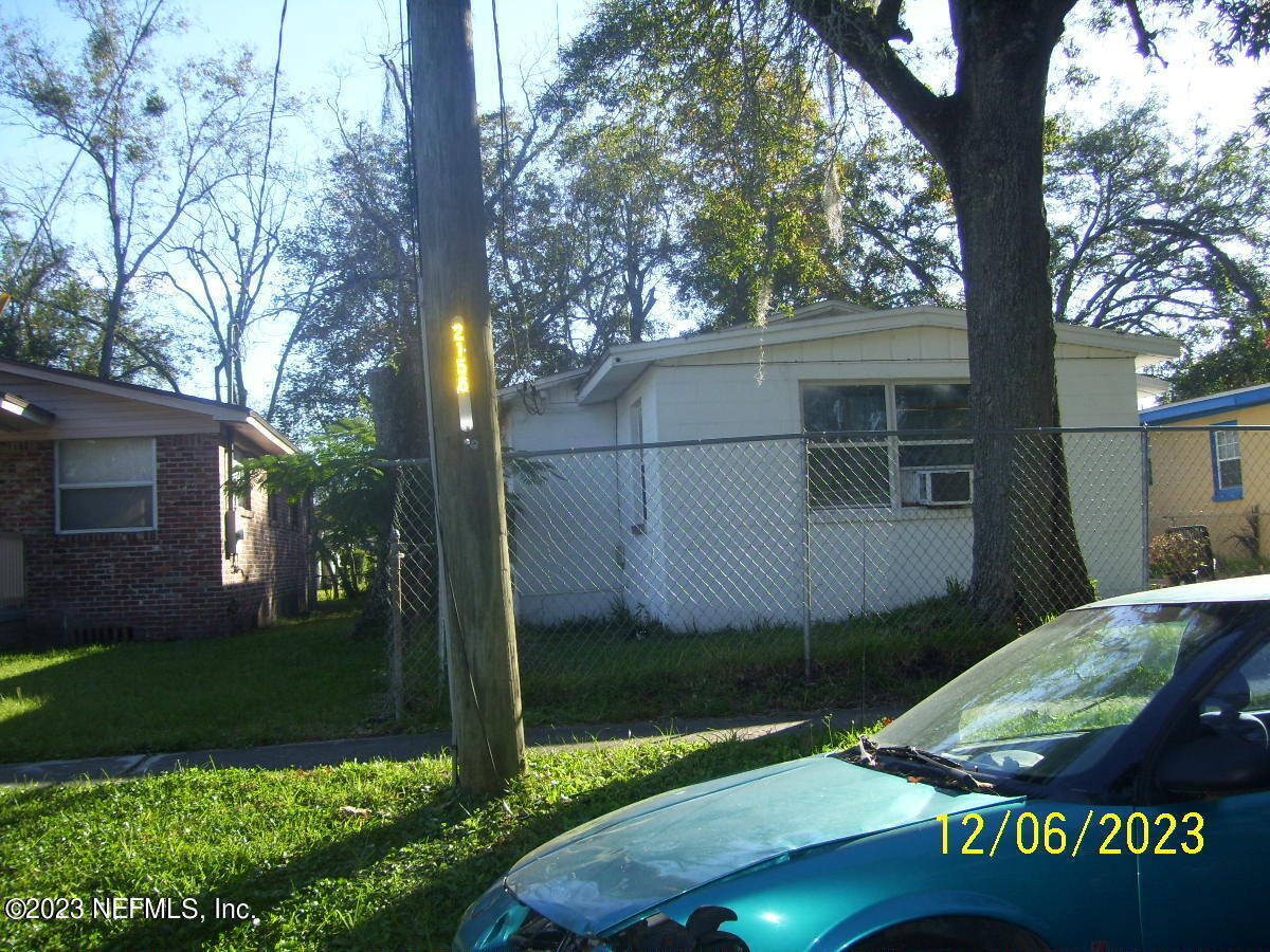2160 Placeda Street Jacksonville, FL 32209 - Photo 3 of 26 100_1983