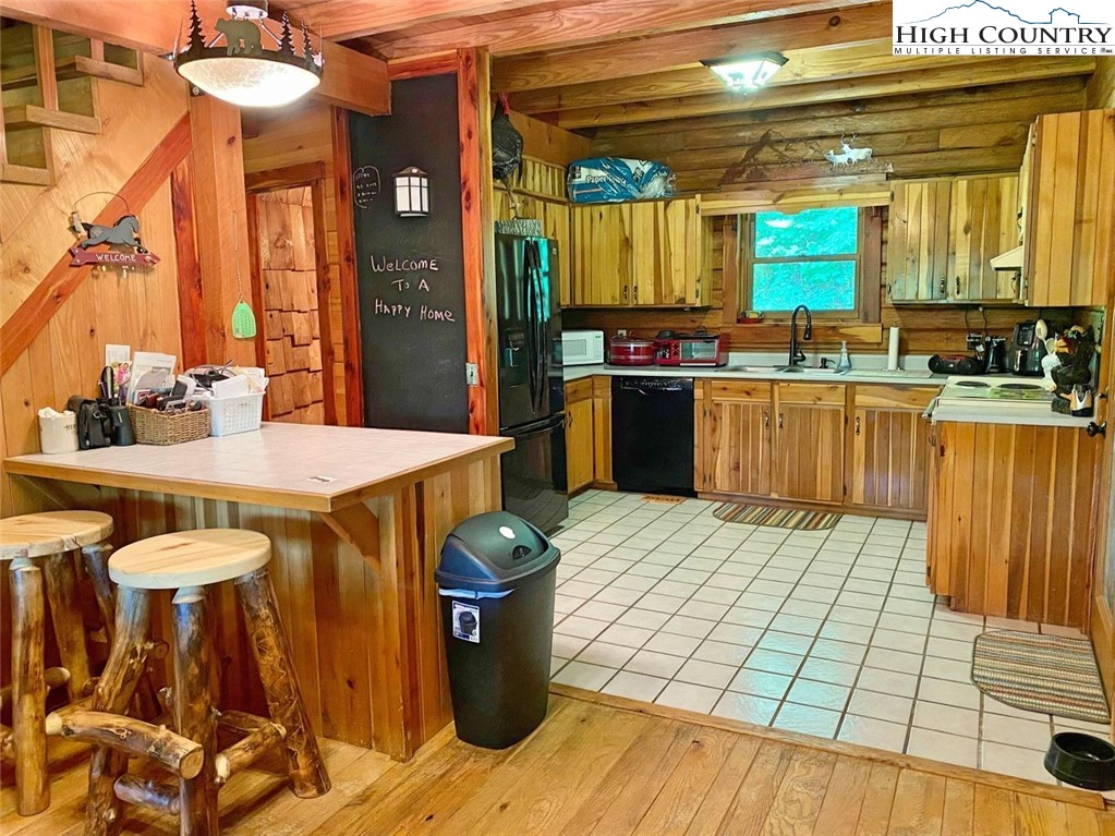 249 Hartman Road Jonesborough, TN 37659 - Photo 4 of 28 Gallery Image 4