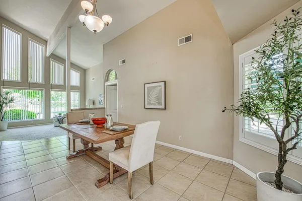 $1,190,000 | 12235 North Willow Avenue, Clovis, CA 93619