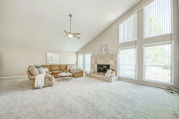 $1,190,000 | 12235 North Willow Avenue, Clovis, CA 93619