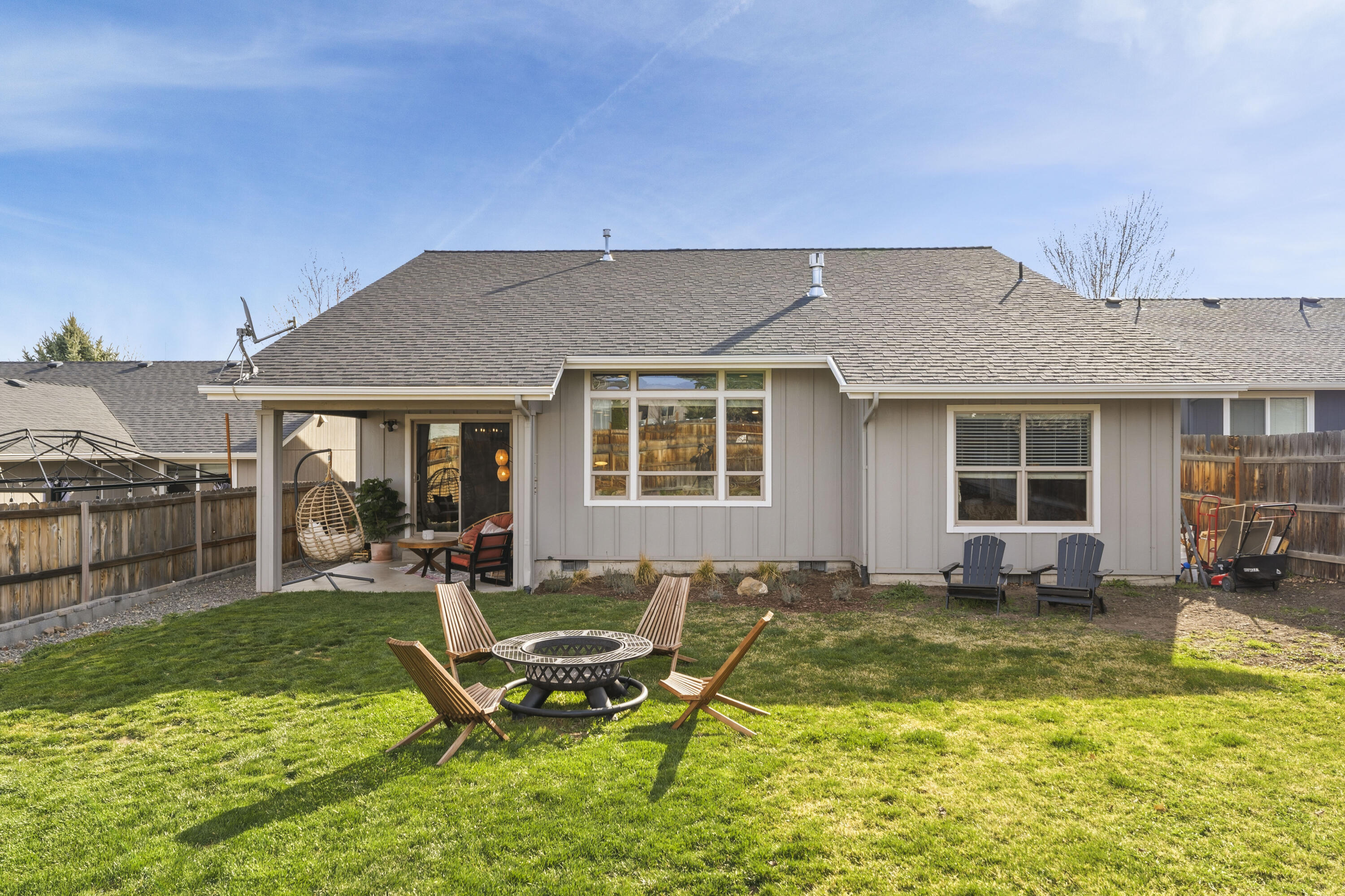 2845 Southwest 31st Street Redmond, OR 97756 - Photo 21 of 33 Back Yard