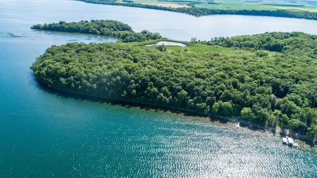 $1,200,000 | Xxxxx Peninsula Lane, Battle Lake, MN 56515