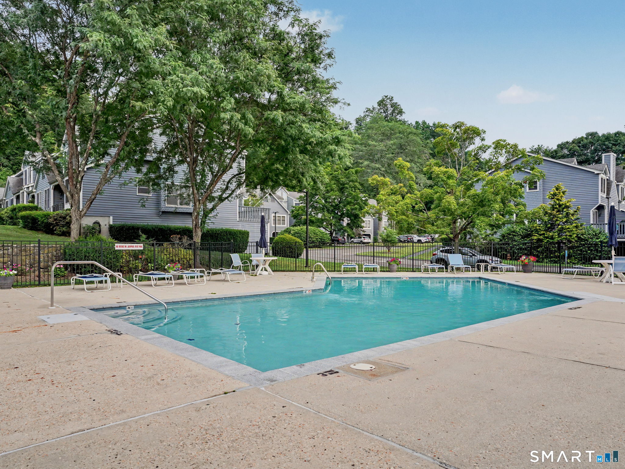 4 Fawn Ridge Lane, Unit 4 Wilton, CT 06897 - Photo 34 of 40