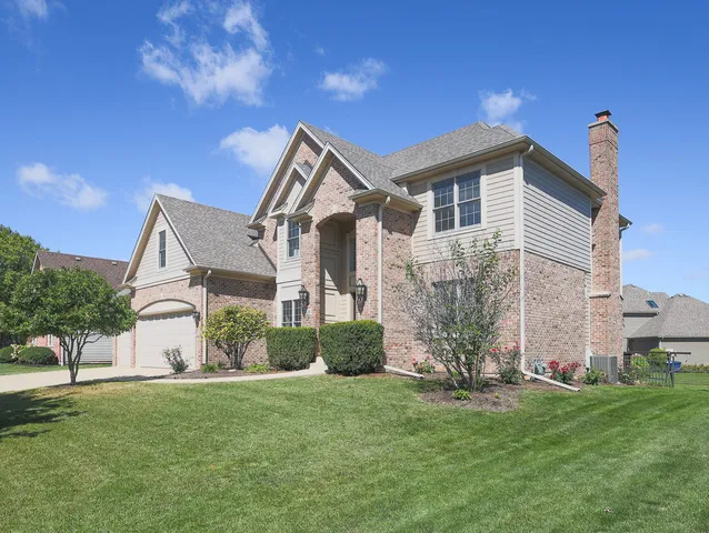 $659,000 | 618 Pine Street, Sugar Grove, IL 60554