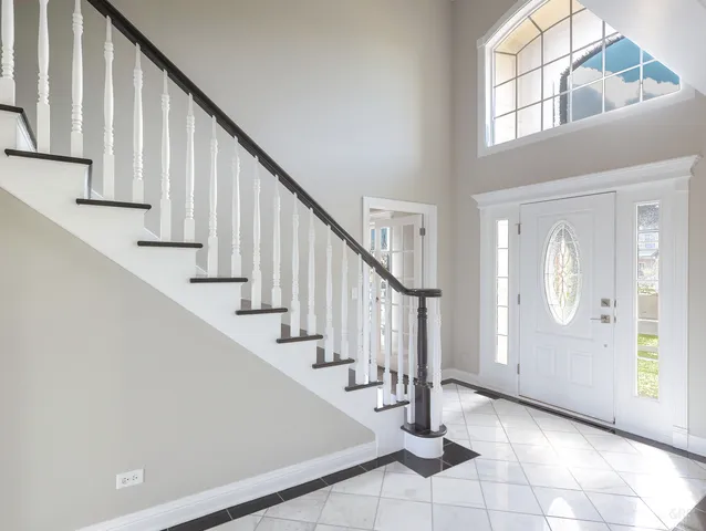 $659,000 | 618 Pine Street, Sugar Grove, IL 60554