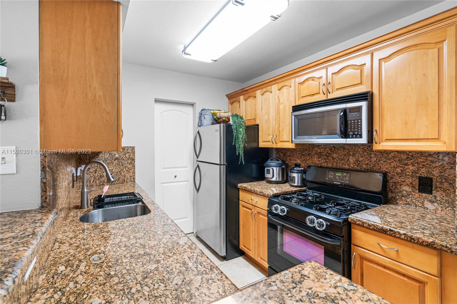 15295 Southwest 106th Lane, Unit 717 Miami, FL 33196 - Photo 18 of 36