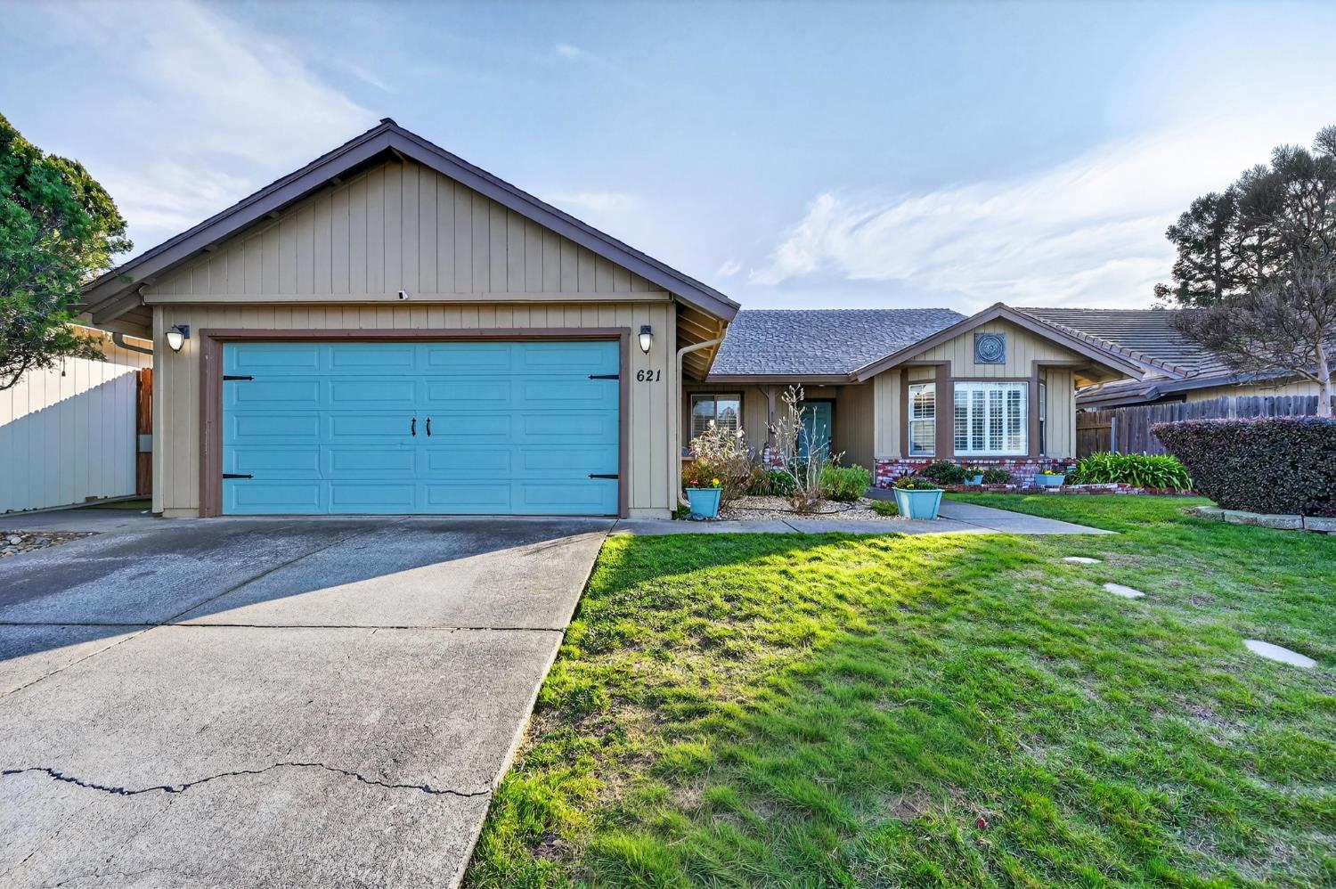 621 Dawnridge Road Roseville, CA 95678 - Photo 1 of 39