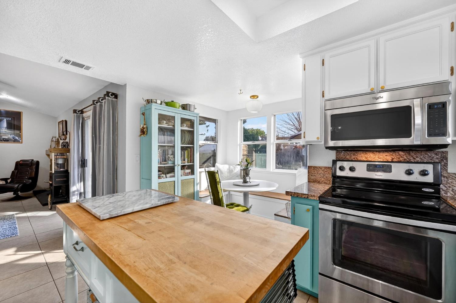 621 Dawnridge Road Roseville, CA 95678 - Photo 12 of 39