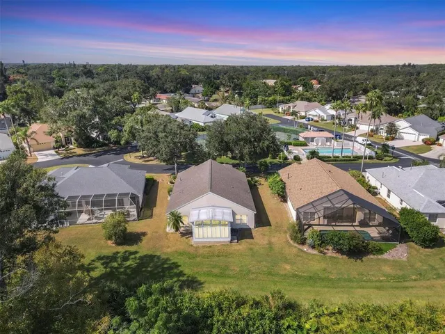 $420,000 | 3350 Yonge Avenue, Unit 31, Sarasota, FL 34235