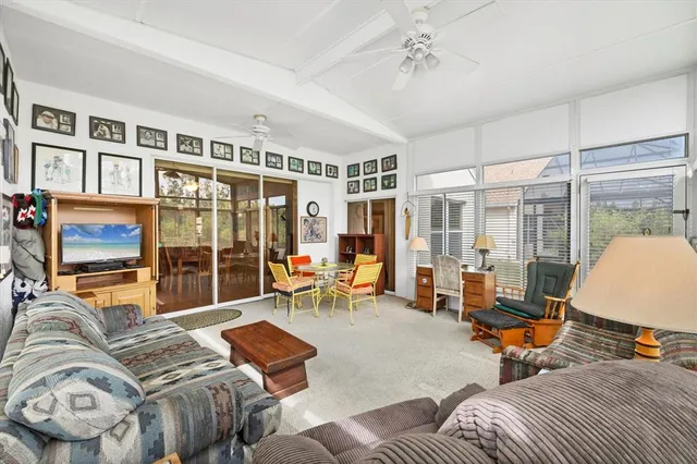 $420,000 | 3350 Yonge Avenue, Unit 31, Sarasota, FL 34235