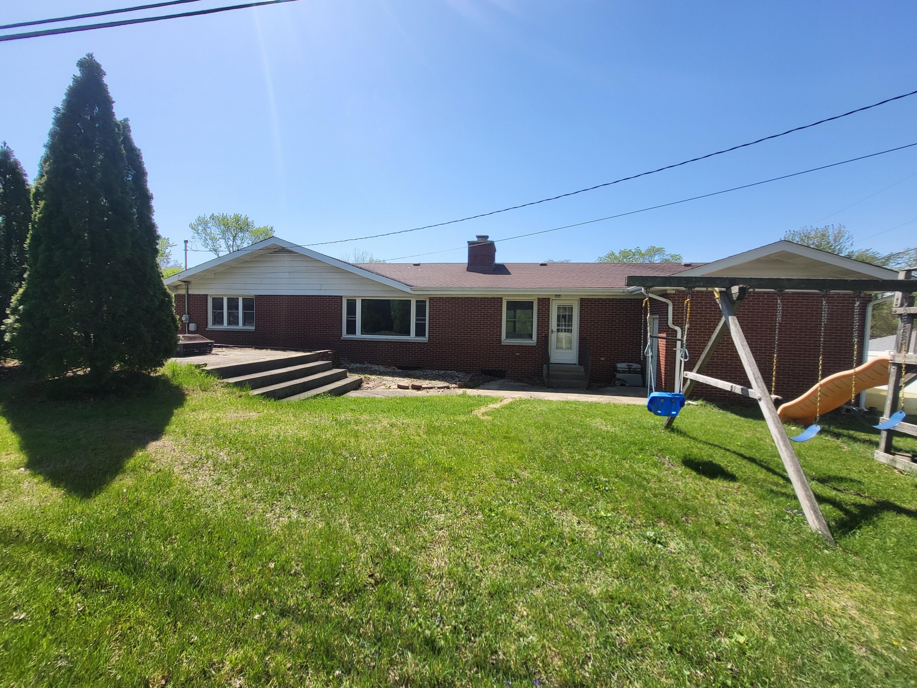 325 Cedar Street Northwest De Motte, IN 46310 - Photo 33 of 35 3000x2250
