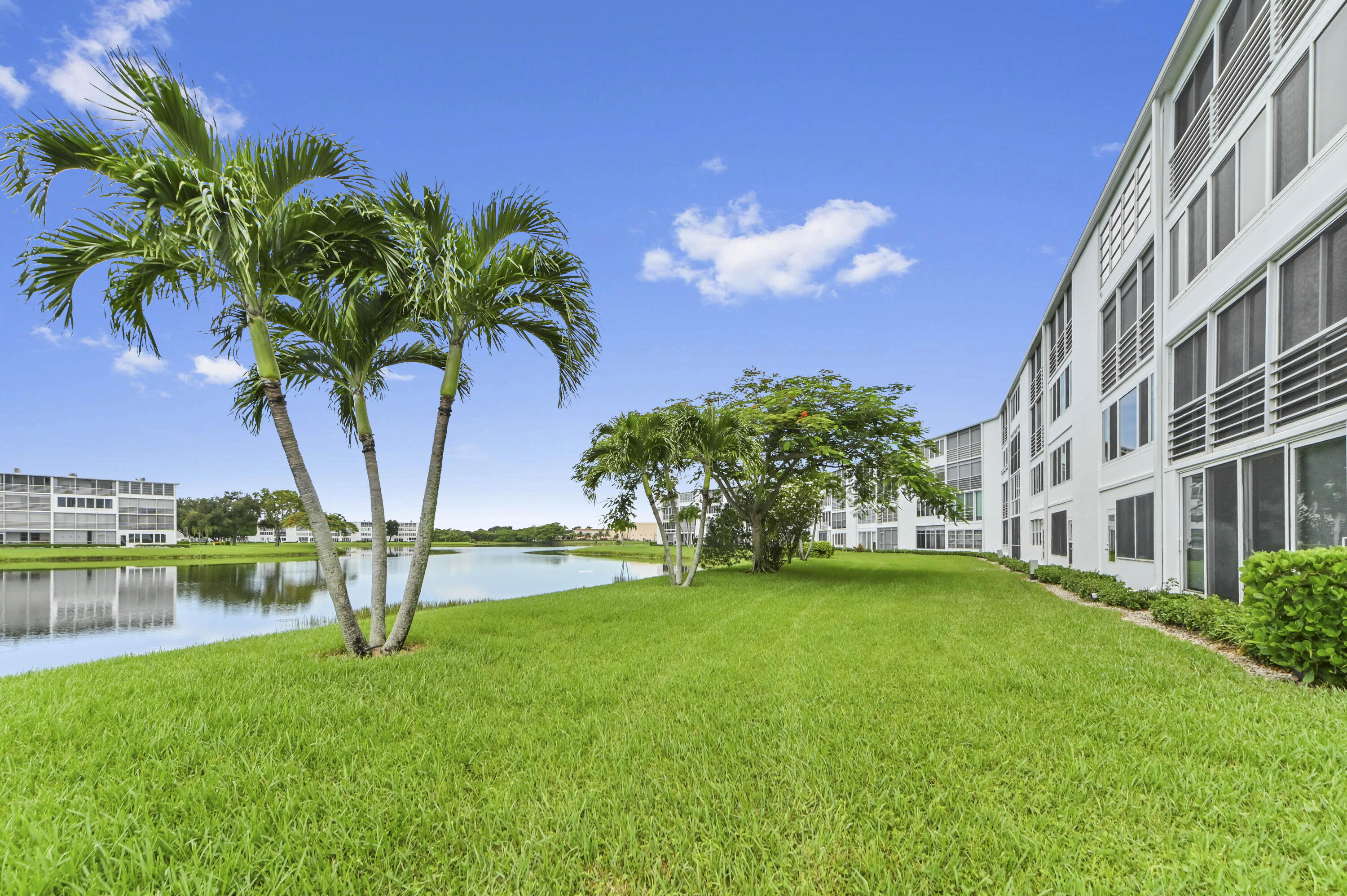 4055 Wolverton C Boca Raton, FL 33434 - Photo 29 of 56 29 Rear 01