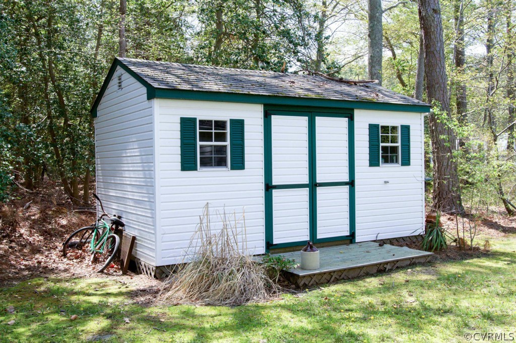 55 Riverside Drive Deltaville, VA 23043 - Photo 18 of 22 Gallery Image 18