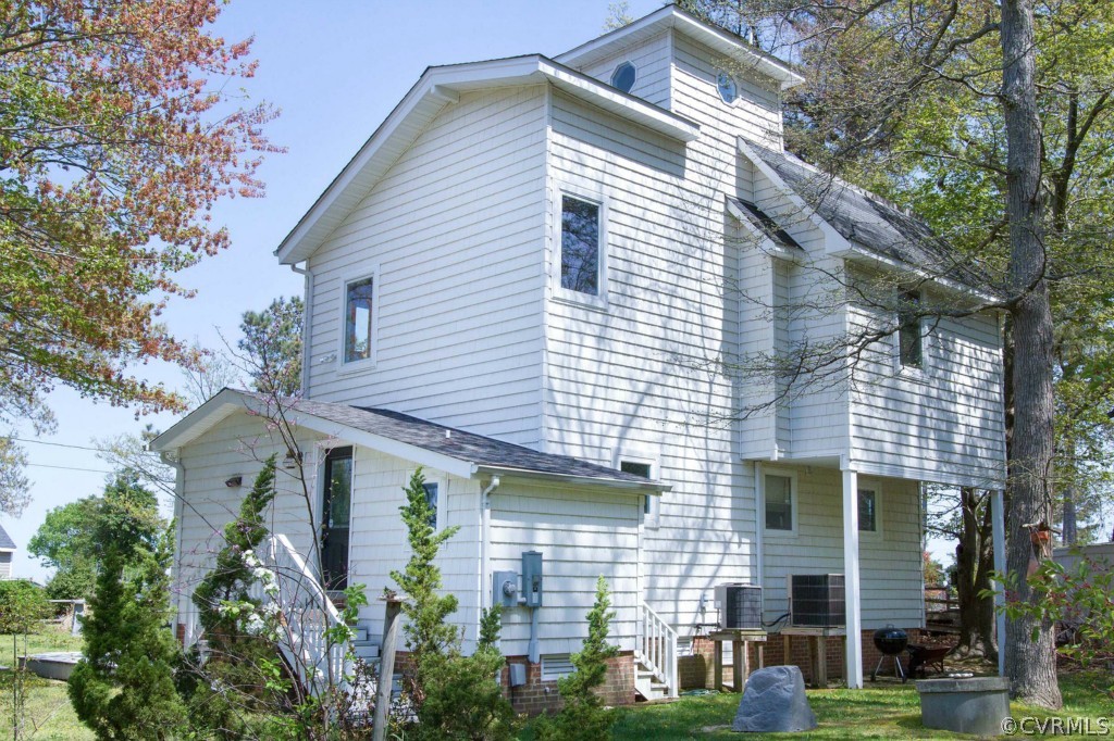 55 Riverside Drive Deltaville, VA 23043 - Photo 22 of 22 Gallery Image 22