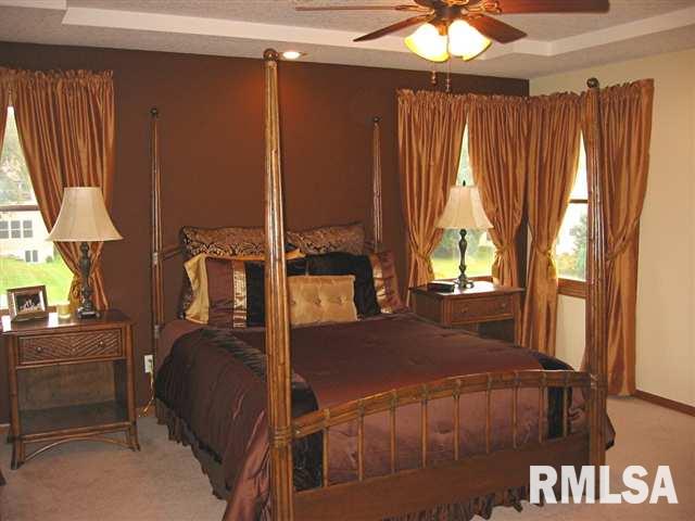 1473 Plum Tree Road Bettendorf, IA 52722 - Photo 7 of 12 Gallery Image 7