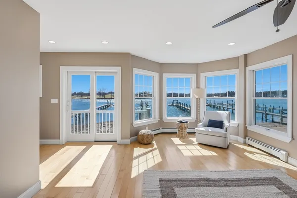 $1,999,999 | 4 Fosters Point, Beverly, MA 01915