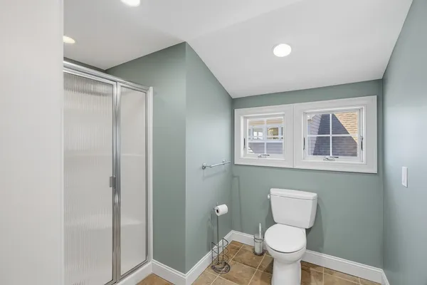 $1,999,999 | 4 Fosters Point, Beverly, MA 01915